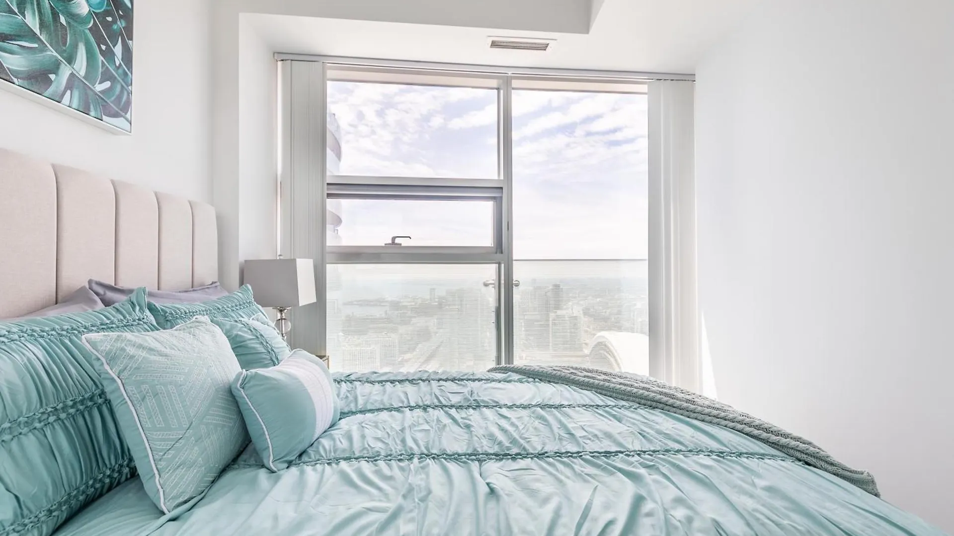 Globalstay Gorgeous Downtown Apartment Toronto 0*,  Canadá