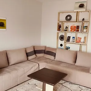 https://appartamento-nr-27-centrale-e-luminoso.albaniahotels.org