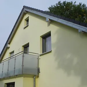 https://1-zimmer-wohnung-nahe-playmobil-funpark.com-bavaria.com