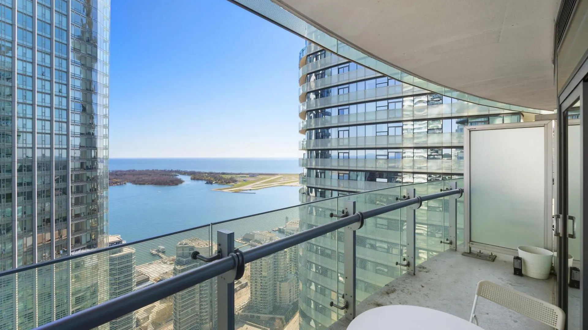 Globalstay Gorgeous Downtown Apartment Τορόντο 0*,