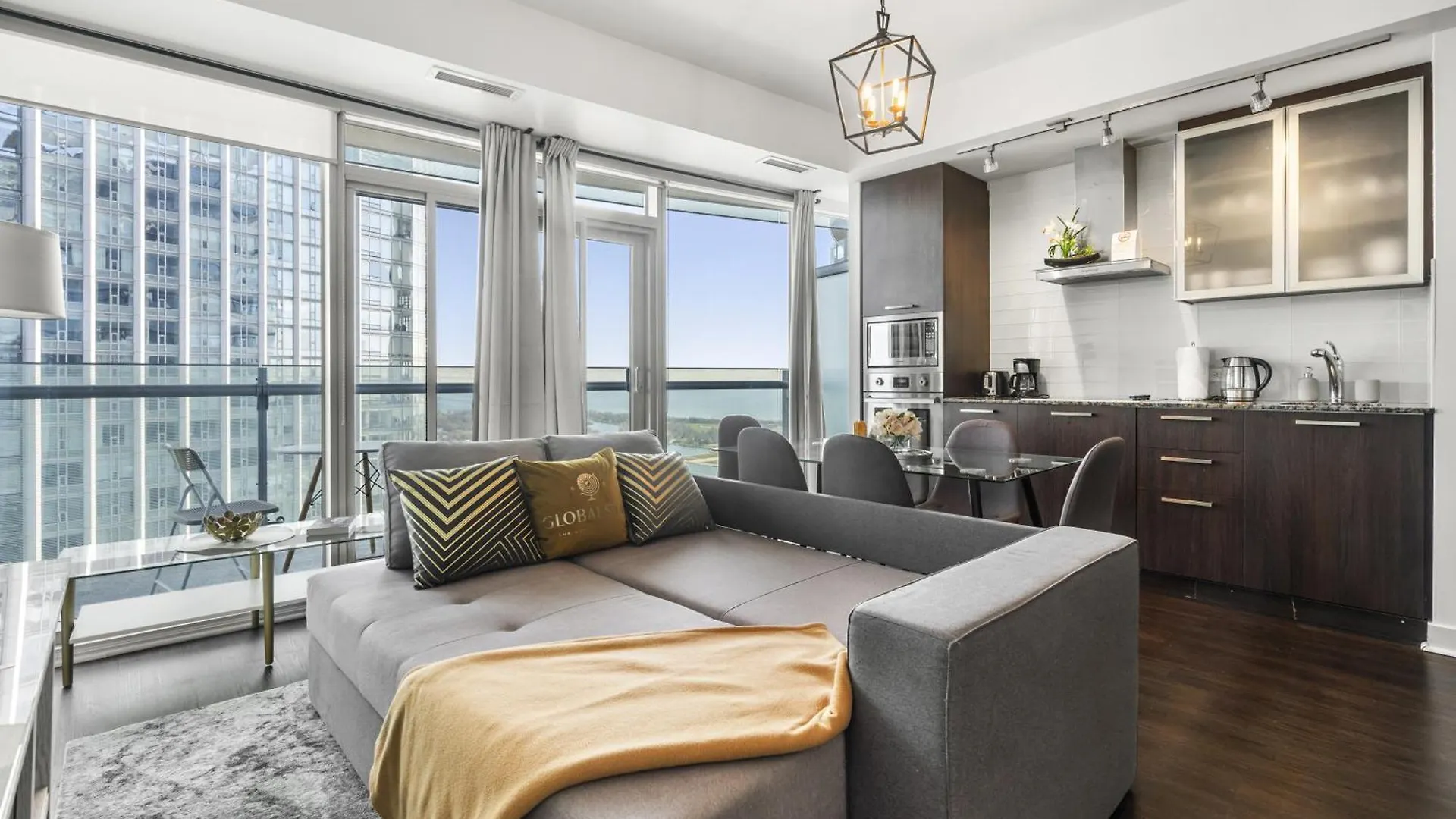 Globalstay Gorgeous Downtown Apartment Τορόντο