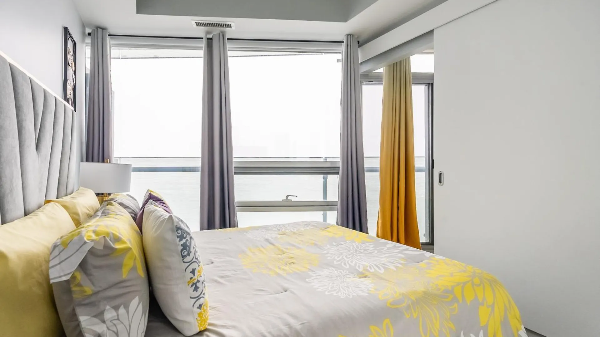 Globalstay Gorgeous Downtown Apartment Τορόντο